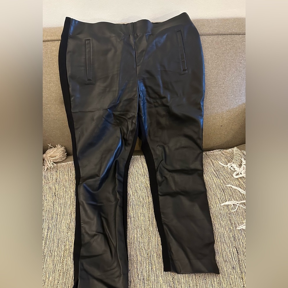 Pleather skinny pants - Chicos size 1